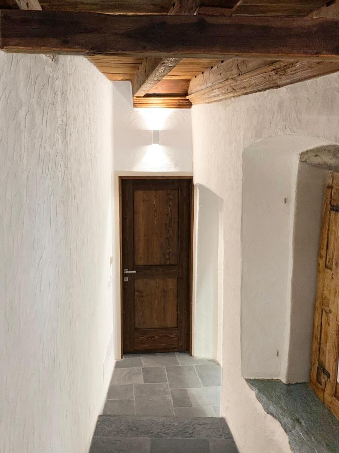 Apartamento Antica Torre Sondrio Exterior foto