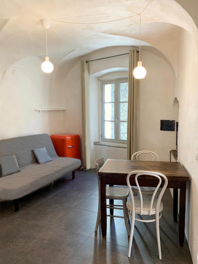 Apartamento Antica Torre Sondrio Exterior foto